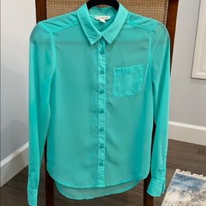 5‎ for $25 American Eagle 🦅 | green blouse